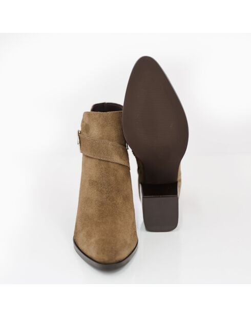 Braune Wildlederstiefel Carola - Absatz: 5 cm