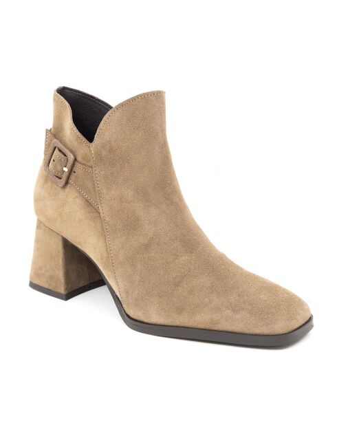 Stivali Selila in pelle scamosciata beige