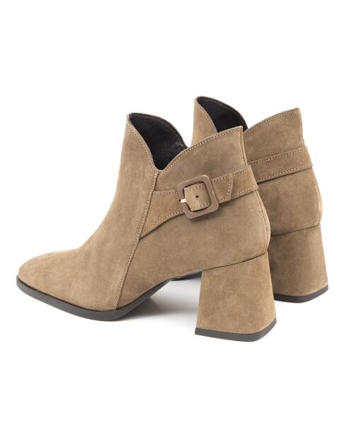 Stivali Selila in pelle scamosciata beige