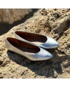 Zilveren leren ballerina's van Aneta