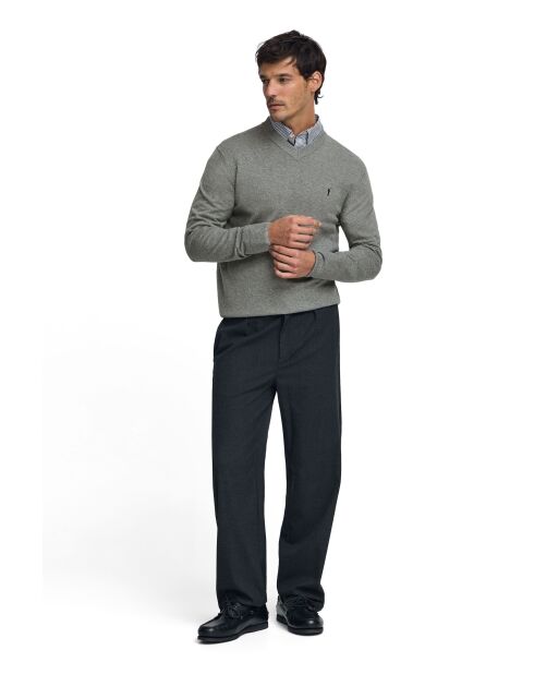 Elias Vigore grauer Pullover