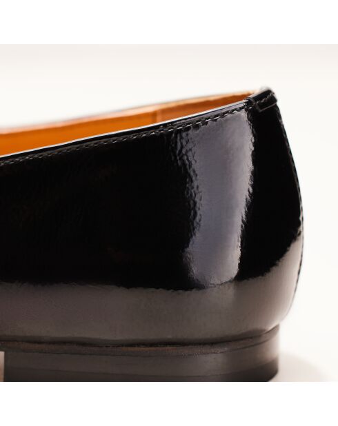 Zwarte ballerina's van lakleer Olivia