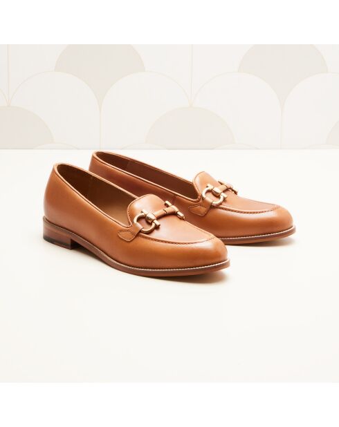 Mokassins aus Leder mit Kamelblütenmotiv