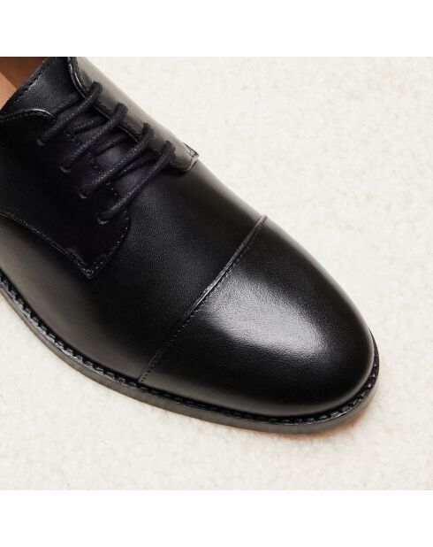 Derbies en cuir Capucine noires
