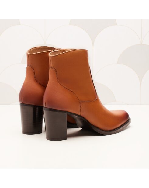 Camelkleurige leren laarzen Ava - Hak: 7 cm