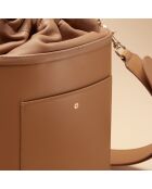 Gwen Beuteltasche aus haselnussfarbenem Leder - 210 x 204 x 97 mm