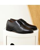 Derbies en cuir Capucine noires