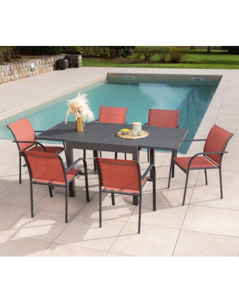 Essgruppe Honfleur: 1 Tisch und 6 Stühle von Bbeziers in Grau/Terrakotta