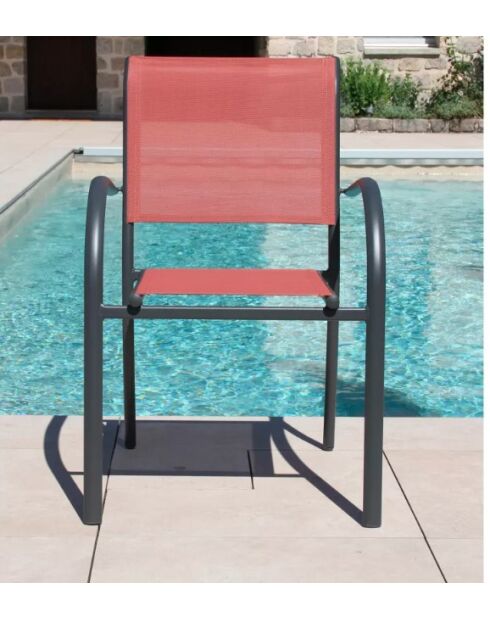 Essgruppe Honfleur: 1 Tisch und 6 Stühle von Bbeziers in Grau/Terrakotta