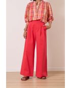 Rote Hose von Voltaire