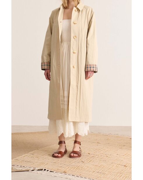 Beiger Mantel Vancouver