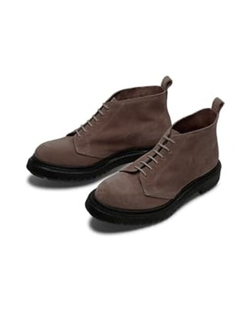 Bottines basses en cuir suédé terre