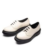 Derbies à lacets en cuir de veau ivoires
