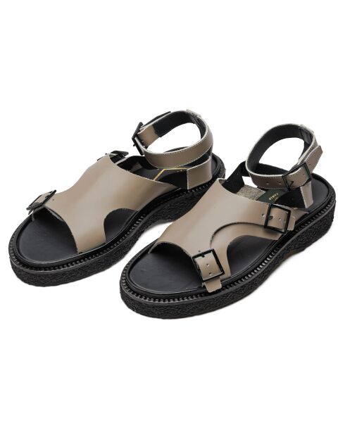 Beige sandalen van kalfsleer uit Tropezia