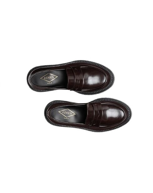 Mokassins aus burgunderfarbenem Kalbsleder