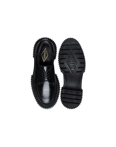 Derbies à lacets en cuir de veau noires