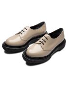 Derbies en cuir de veau beiges