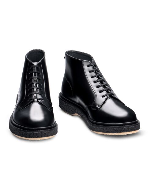 Schwarze Stiefeletten aus Leder mit Schnürung