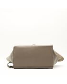 Das Trapez Celine grau - 24 x 33 bis 48 cm (Flügel ausgebreitet) 15 cm - Guter Zustand