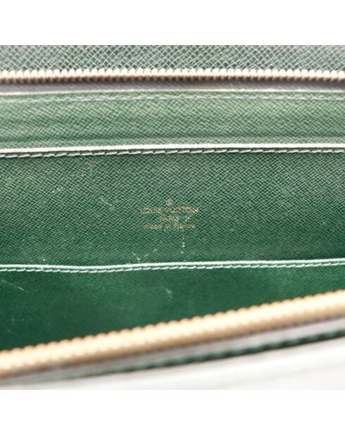Le Porte-Documents Rosan Taiga Louis Vuitton Vert Sapin- 41x30x8 cm- Bon état