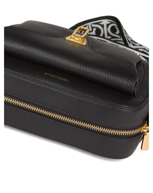 Beat Soft Ribb Schultertasche aus genarbtem Leder in Schwarz - 21x15x7 cm