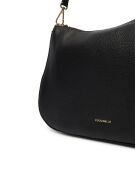Schultertasche Nory aus genarbtem Leder in Schwarz - 35x25x9 cm