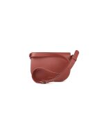 Dew Schultertasche aus genarbtem Leder in Brandy - 22x17x6,5 cm