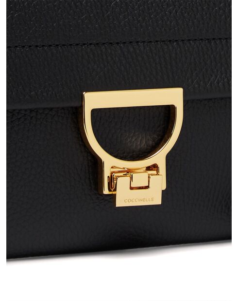 Arlettis Handtasche aus schwarzem genarbtem Leder - 21,5x15x2 cm