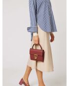 Arlettis Handtasche aus genarbtem Leder in Brandy - 21,5x15x2 cm