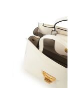 Arlettis Handtasche aus perlengenarbtem Leder - 24x19x14 cm