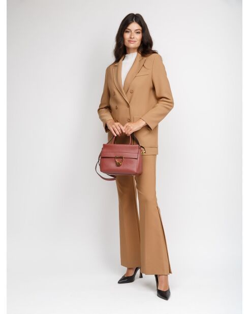 Bolso Arlettis de piel granulada color brandy - 24x19x14 cm