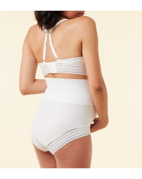 Envie ecrufarbener Still-BH