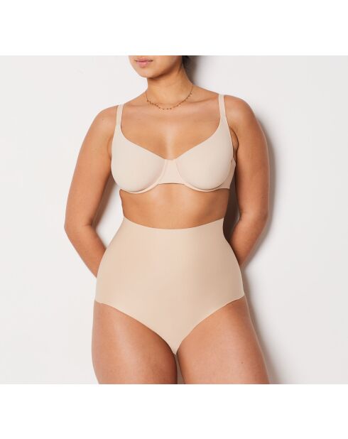 Bragas beige Control Byetam