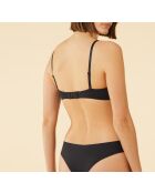 Pure Fit We Care zwarte beugelbeha