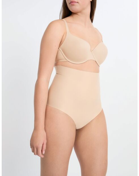 Beiges Höschen von Control Byetam