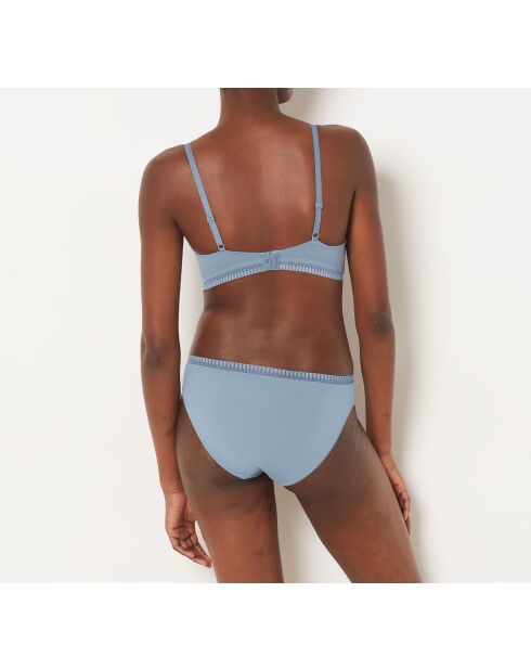 Bragas felizmente azules y verdes