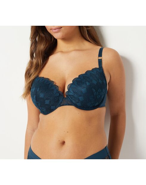 Hemelsblauwe beugelbeha nr. 5