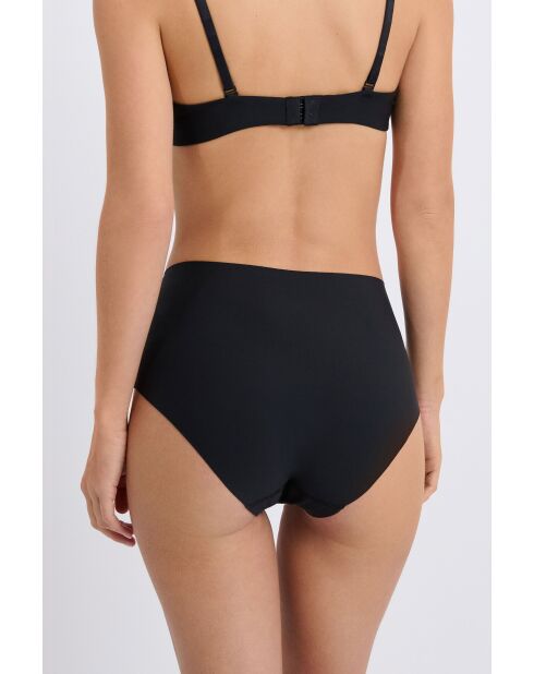 Pure Fit schwarzes Höschen