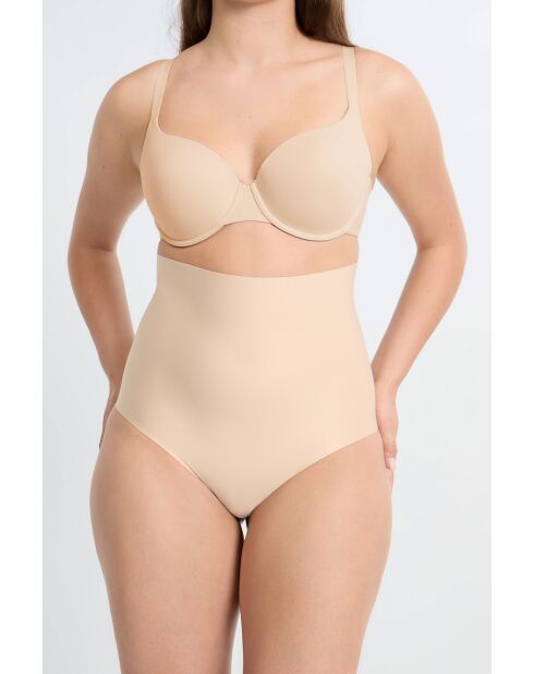 Bragas beige Control Byetam