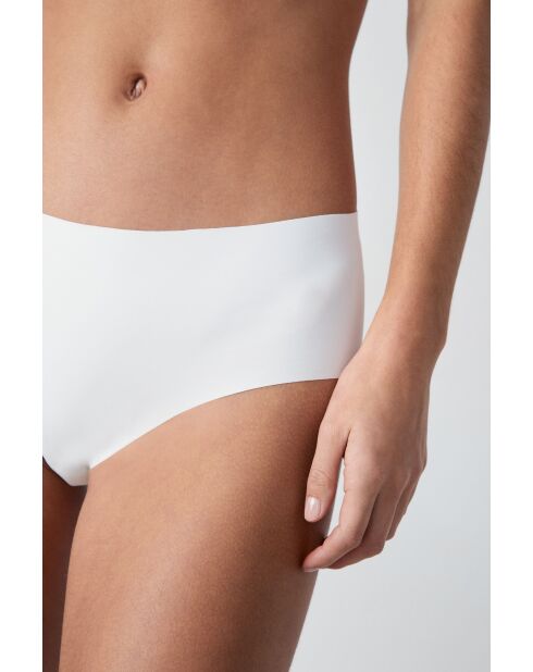 Pure Fit ecrufarbene Shorty