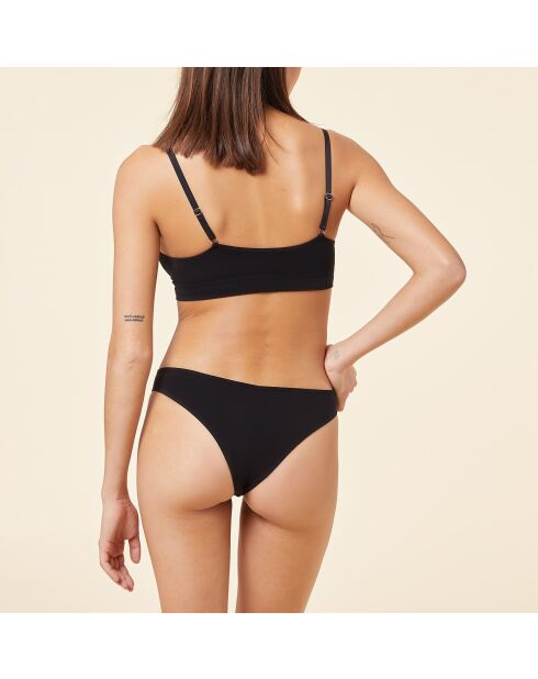 W21 mandelfarbener Tanga schwarz