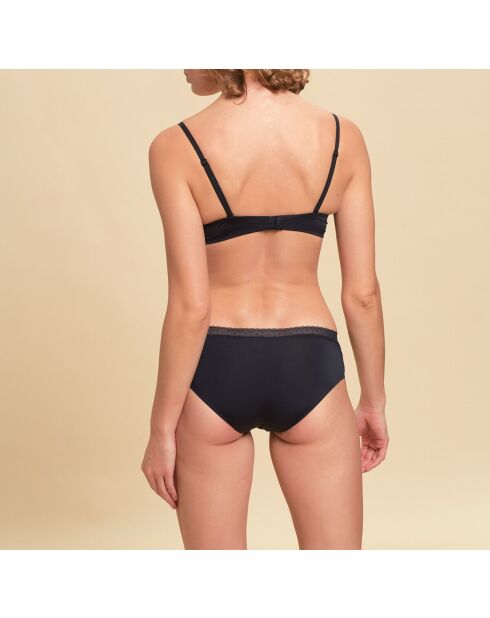 Pure Fit Basic zwarte shorty