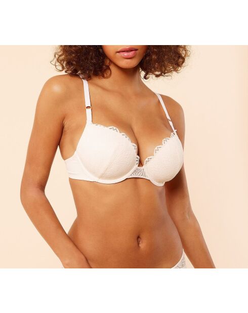 Sky Pearl beugelbeha nr. 5