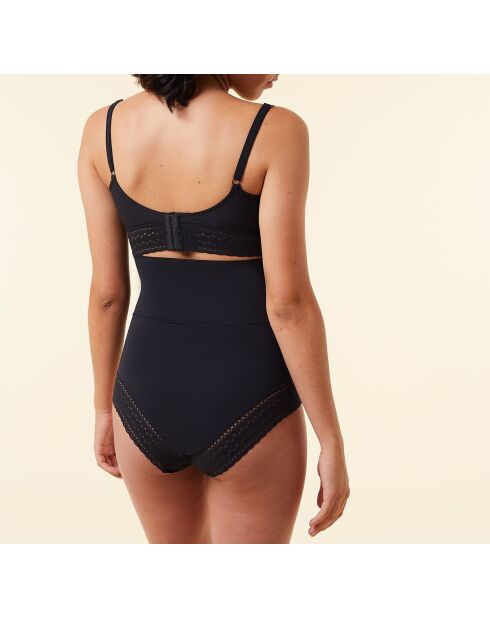 Schwarzer Still-BH Envie