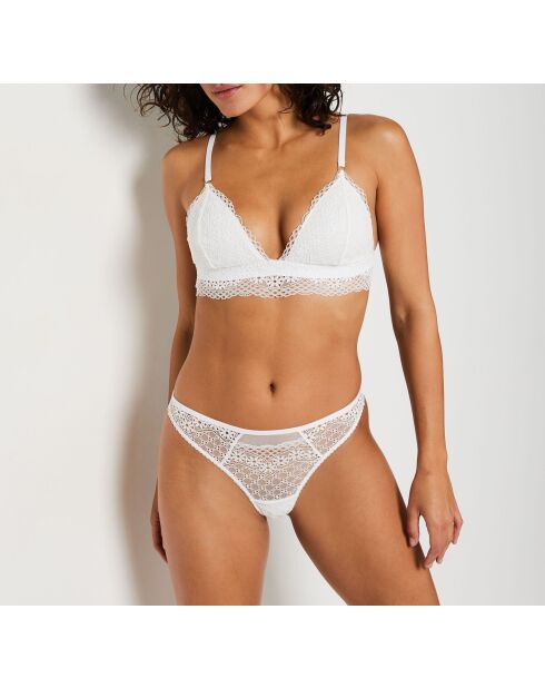 Jewel W24 ecru string