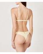 Pittige gele Tanga-pop