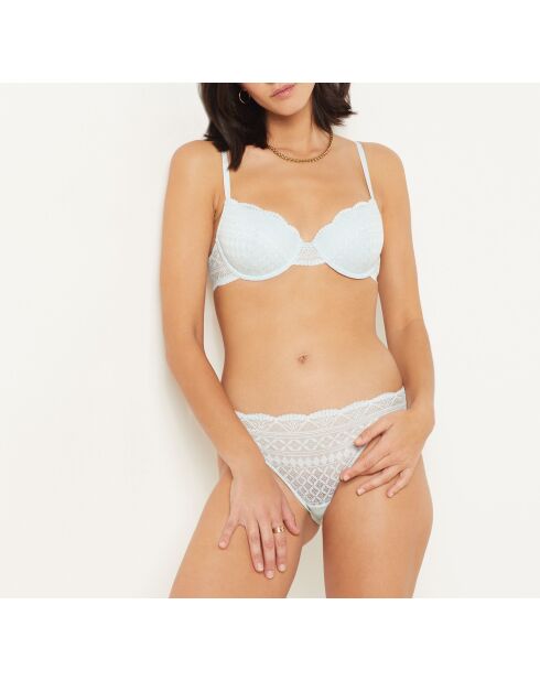 Hemelsblauwe bh met beugel nr. 4 Idole