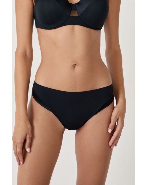 Pure Eclat zwarte string