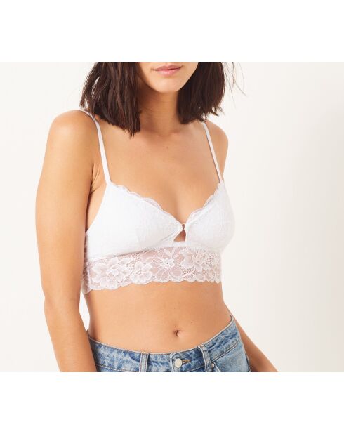 Zoete witte bh zonder beugel met uitneembaar kussentje