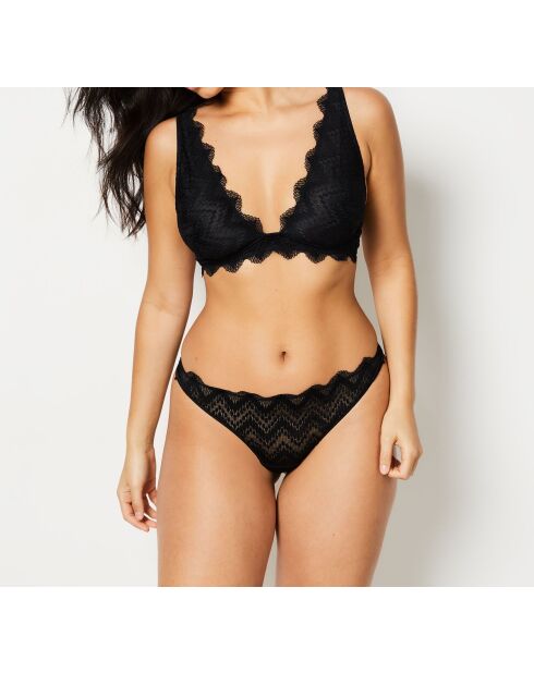 #7 Reggiseno nero con ferretto Drama